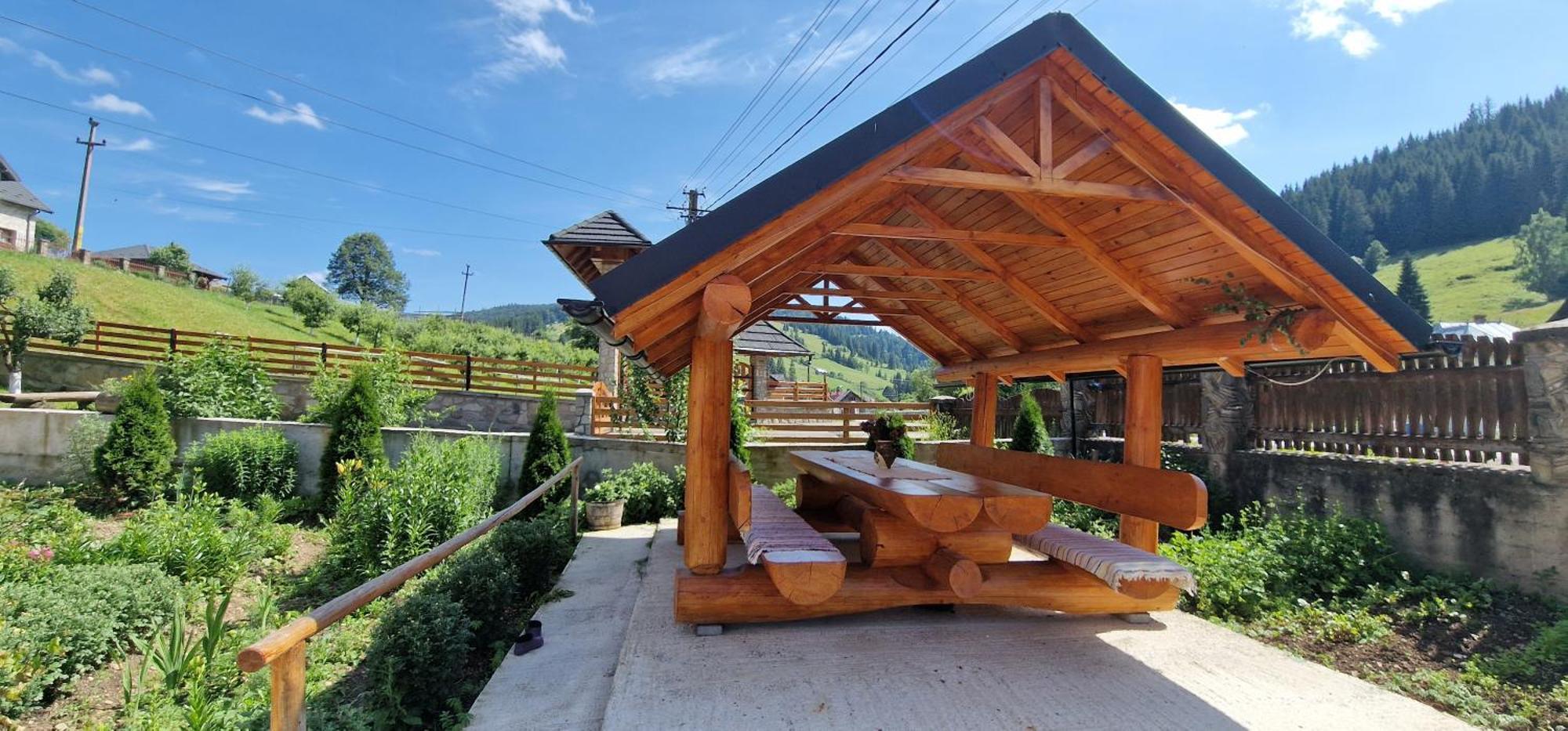 فندق Casa Agroturistica Tarancuta Din Vatra Moldoviţei المظهر الخارجي الصورة